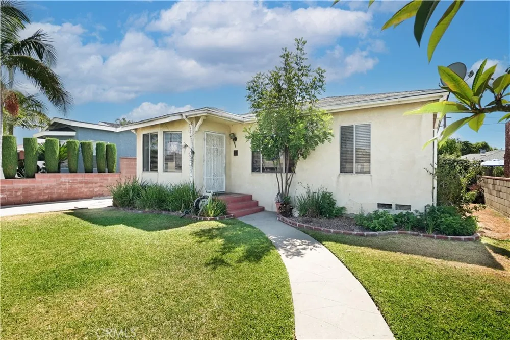 2458 Gaspar Avenue Commerce, CA 90040