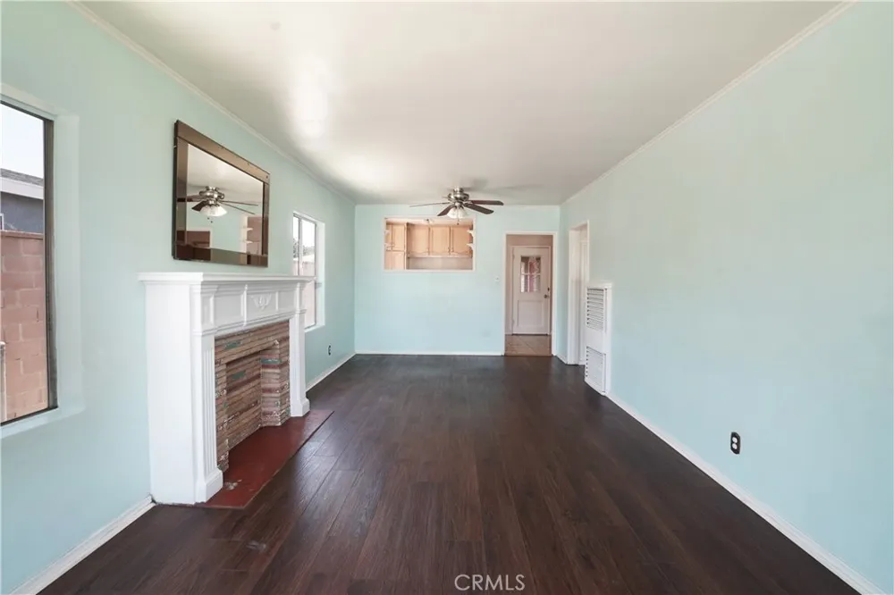 2458 Gaspar Avenue Commerce, CA 90040