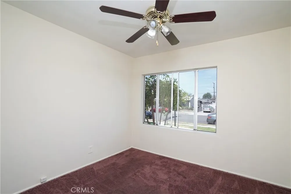 2458 Gaspar Avenue Commerce, CA 90040