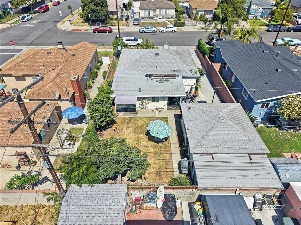 2458 Gaspar Avenue Commerce, CA 90040