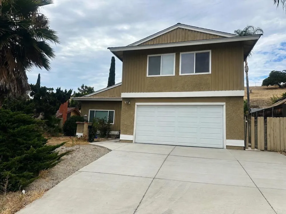 2618 Camino De Las Palmas Lemon Grove, CA 91945