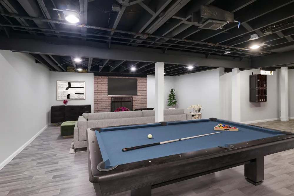 21135 La Salle Boulevard Warren, MI 48089