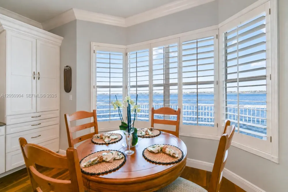 4105 NE Rigels Cove Way Jensen Beach, FL 34957