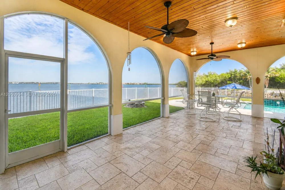 4105 NE Rigels Cove Way Jensen Beach, FL 34957
