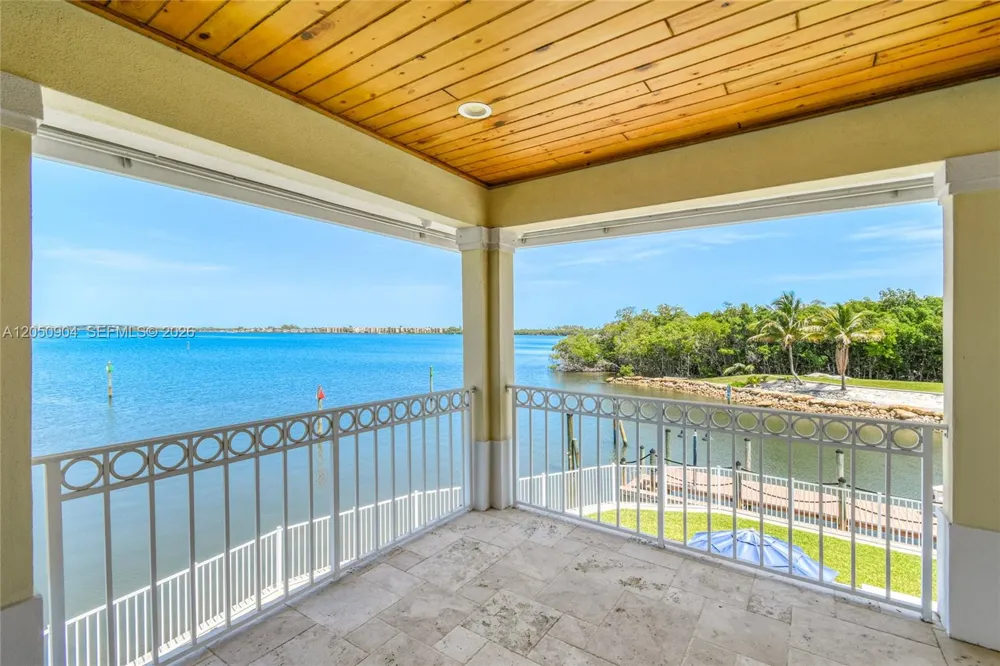 4105 NE Rigels Cove Way Jensen Beach, FL 34957