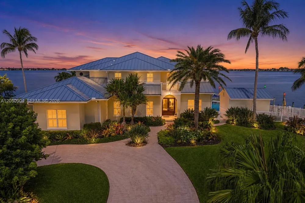 4105 NE Rigels Cove Way Jensen Beach, FL 34957