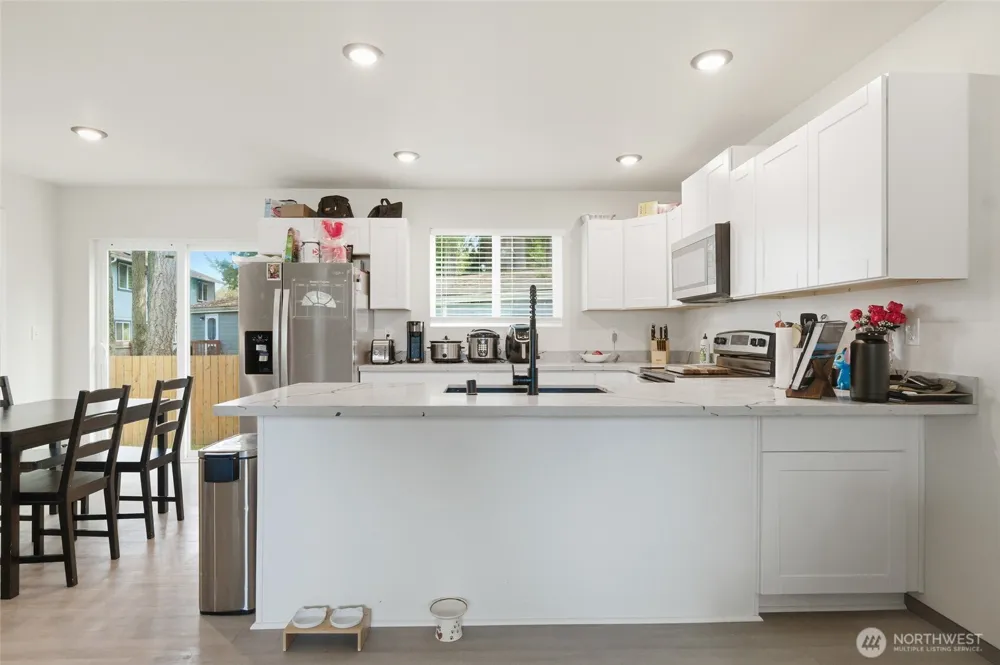6214 Knoble Road E Spanaway, WA 98387