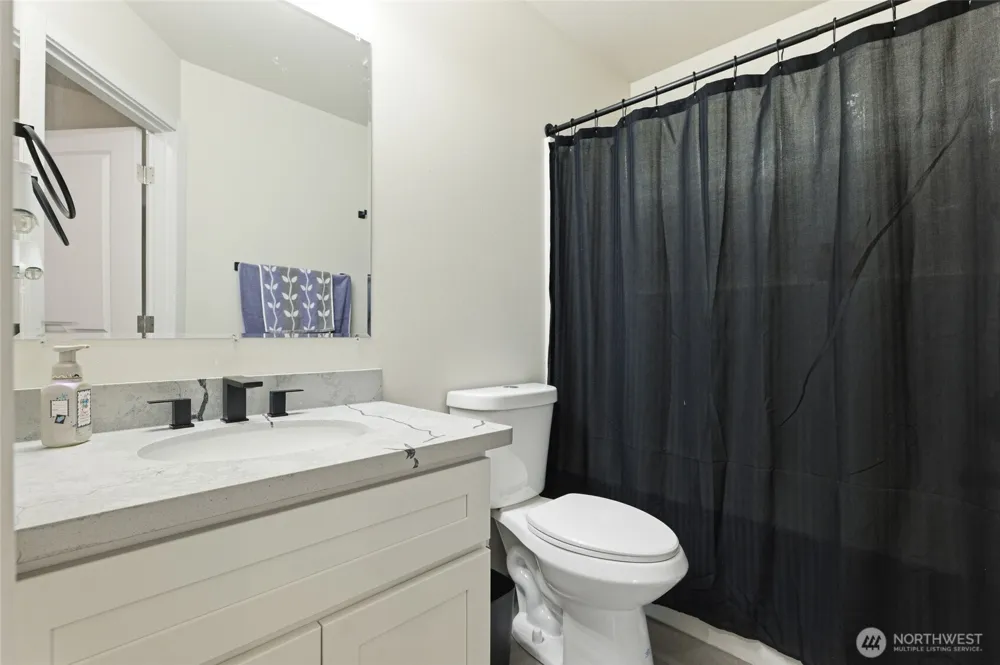 6214 Knoble Road E Spanaway, WA 98387