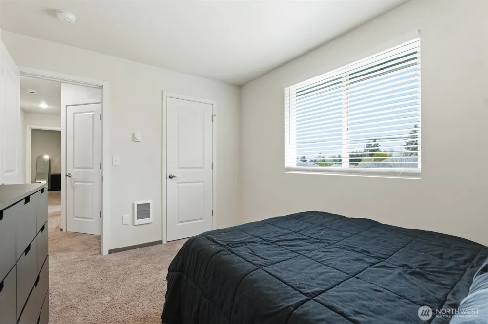 6214 Knoble Road E Spanaway, WA 98387