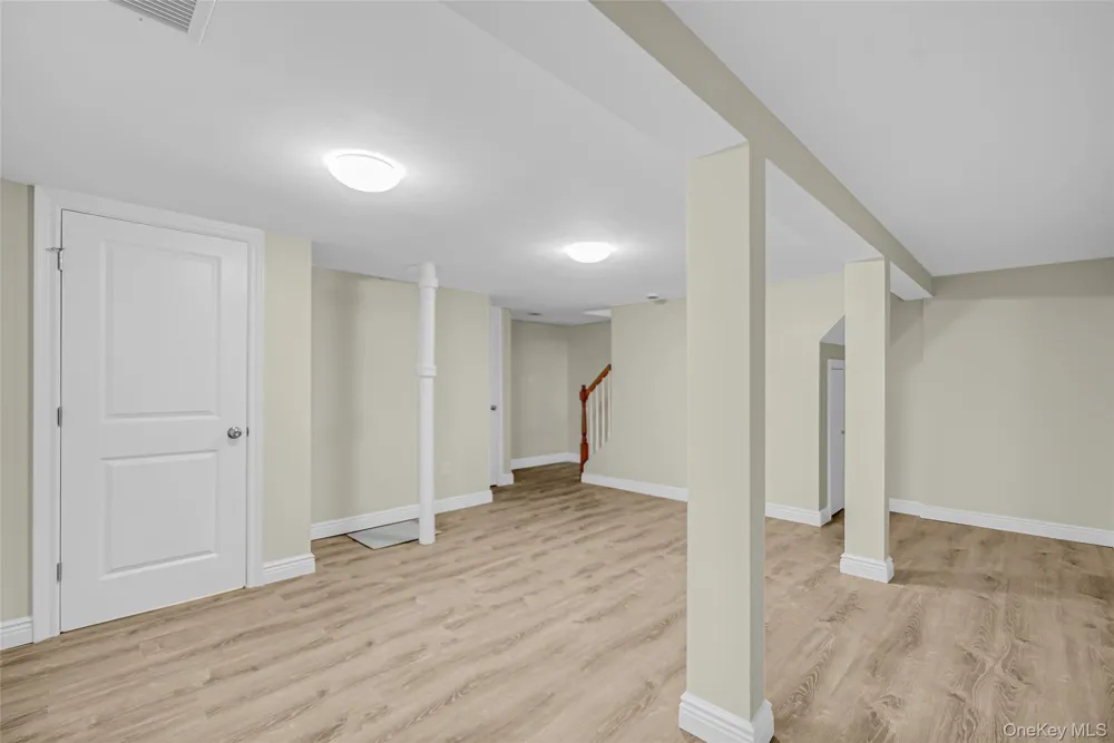 52 Norfeld Boulevard Elmont, NY 11003