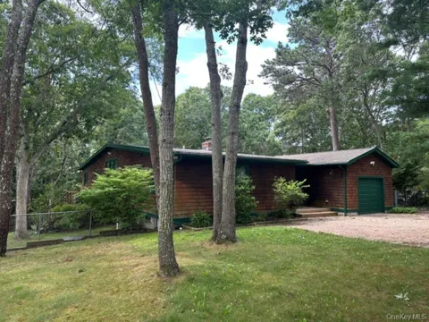 44 Lynn Avenue