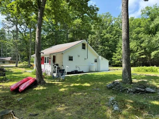 179 W Mohican Trail Glen Spey, NY 12737