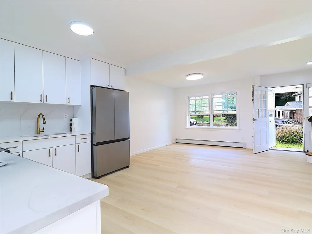 7 Locust Street Glen Head, NY 11545