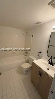 11311 SW 200th St #309D Miami, FL 33157