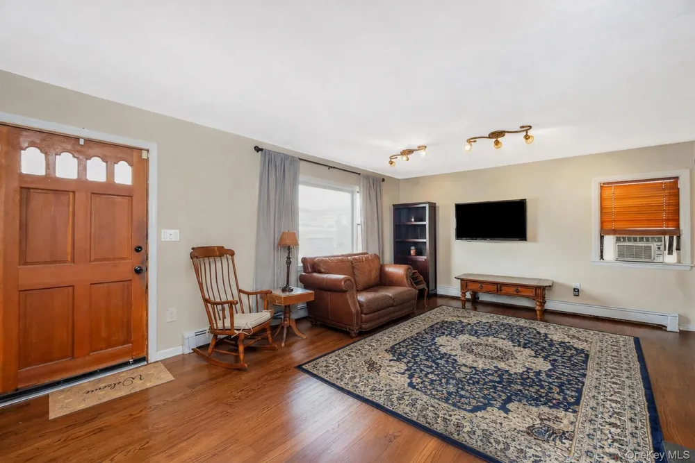 57 Overton Street Freeport, NY 11520