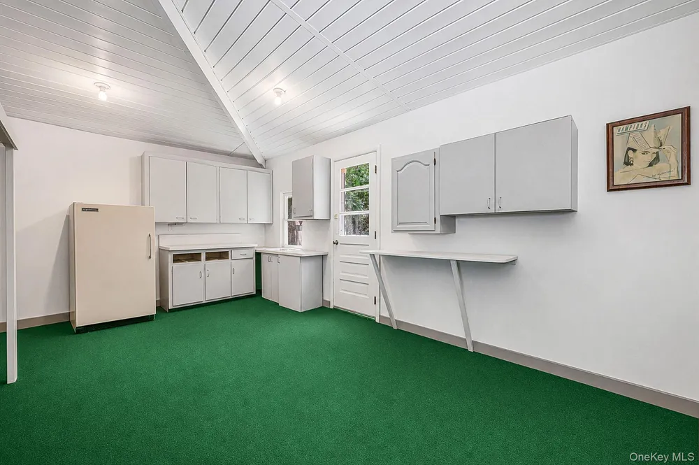 1520 Meday Avenue Mattituck, NY 11952