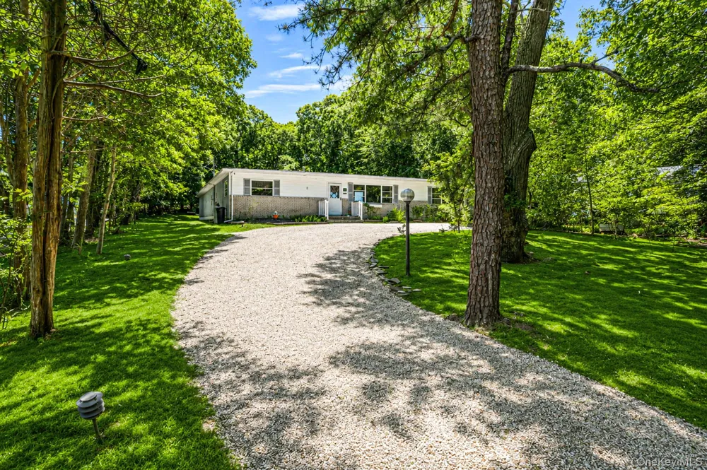 1520 Meday Avenue Mattituck, NY 11952