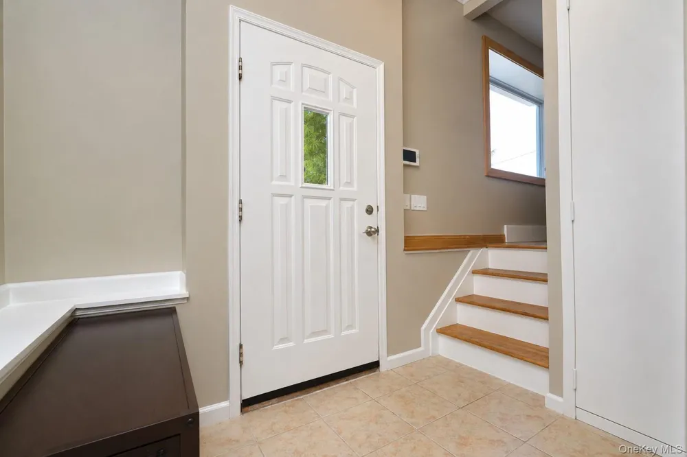 124 Reid Ave Staten Island, NY 10305