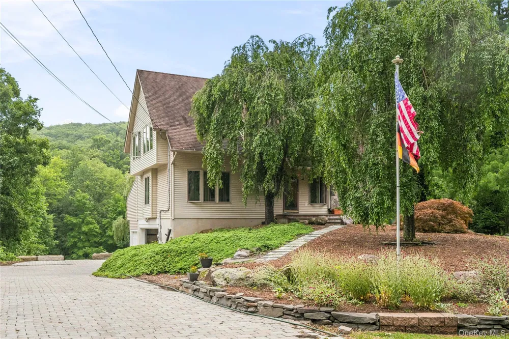 37 Rumsey Road Greenwood Lake, NY 10925
