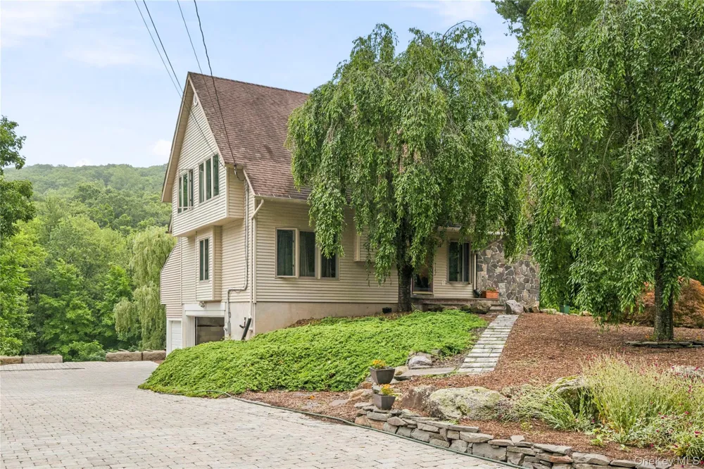 37 Rumsey Road Greenwood Lake, NY 10925