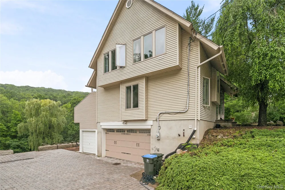 37 Rumsey Road Greenwood Lake, NY 10925