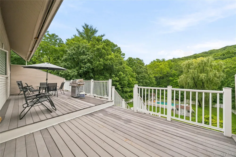 37 Rumsey Road Greenwood Lake, NY 10925