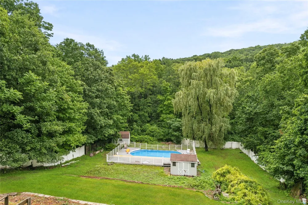 37 Rumsey Road Greenwood Lake, NY 10925