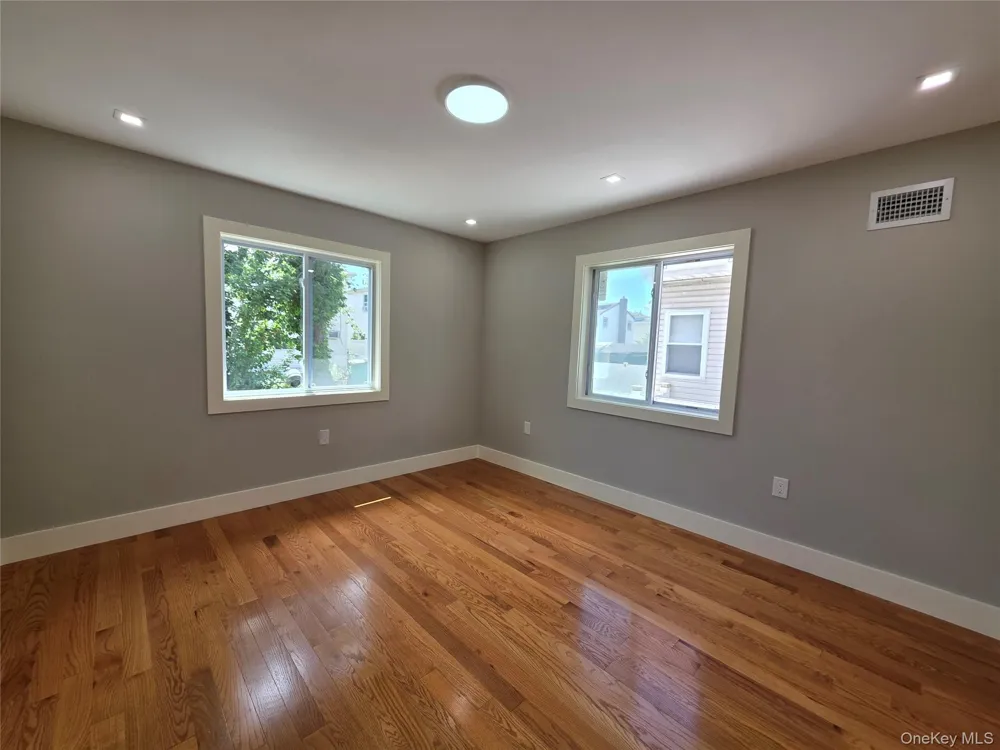 14617 229th Street Springfield Gardens, NY 11413