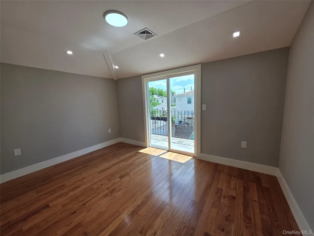 14617 229th Street Springfield Gardens, NY 11413