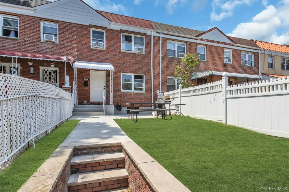 2432 87th Street East Elmhurst, NY 11369