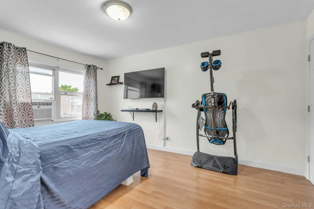 2432 87th Street East Elmhurst, NY 11369