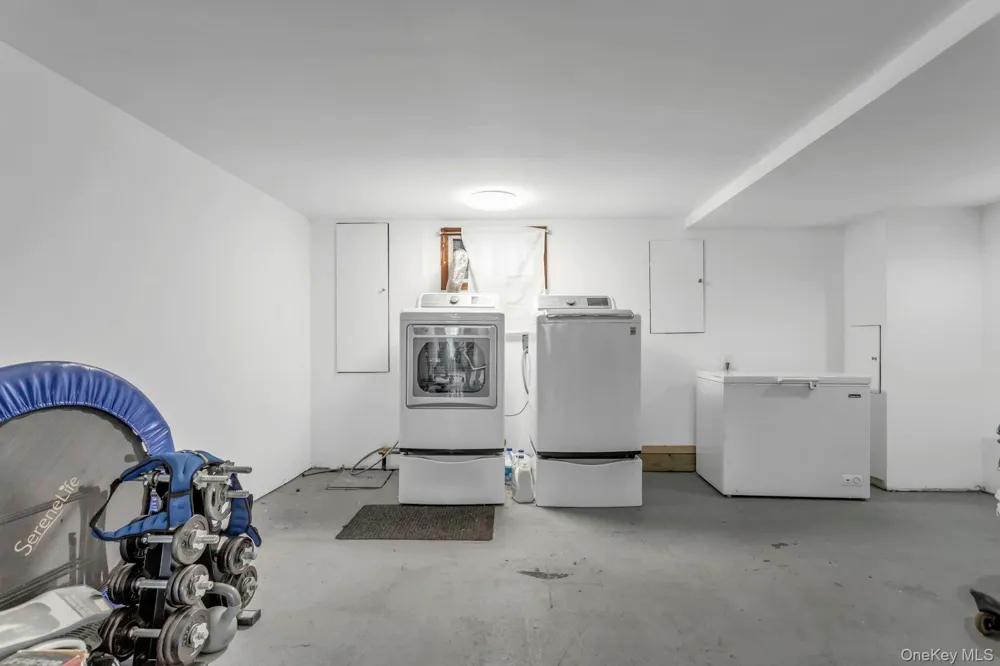 2432 87th Street East Elmhurst, NY 11369