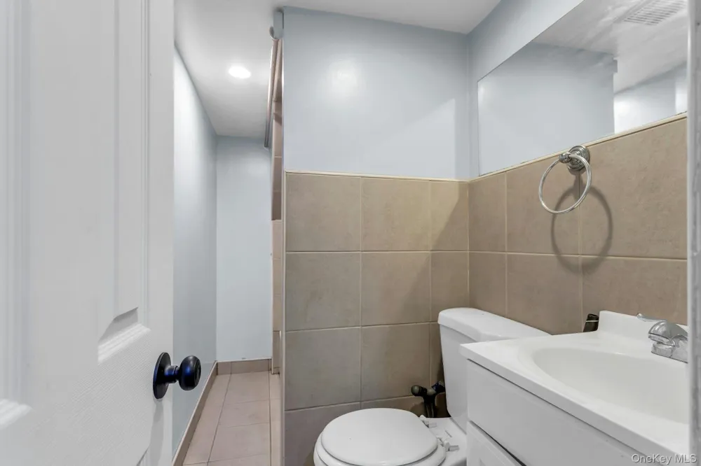2432 87th Street East Elmhurst, NY 11369