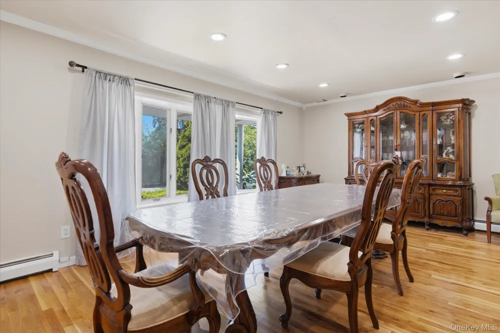 156 Lea Ann Terrace Wantagh, NY 11793