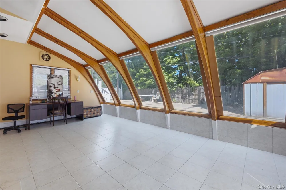 156 Lea Ann Terrace Wantagh, NY 11793