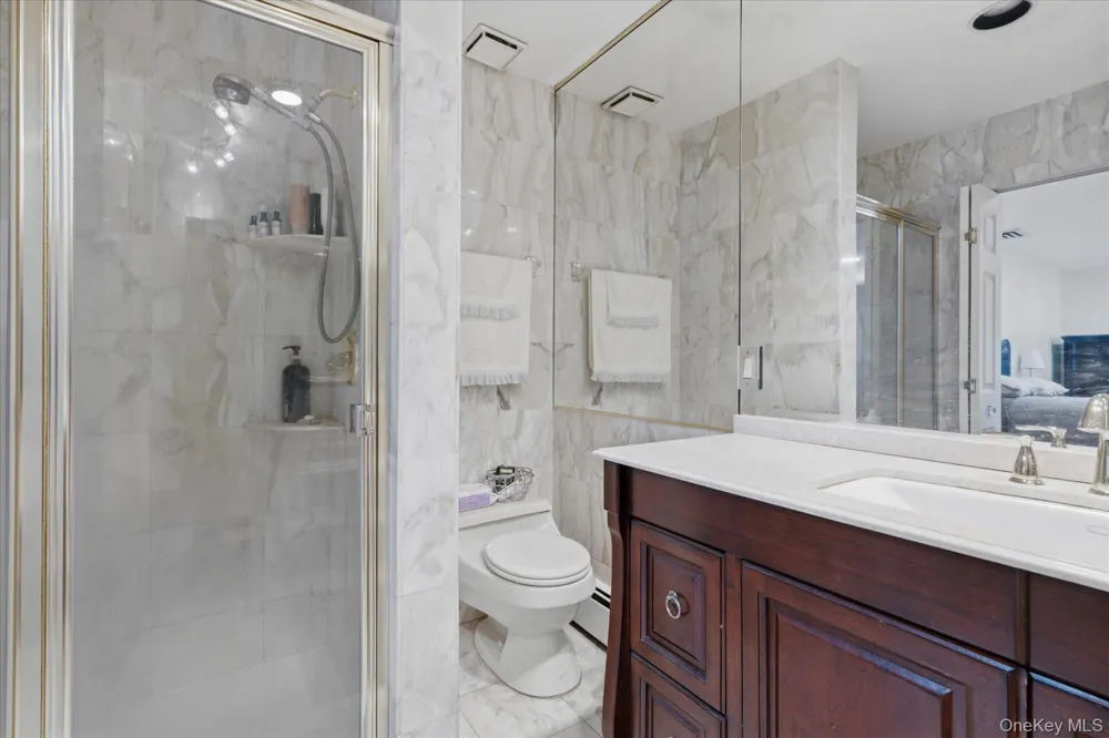 156 Lea Ann Terrace Wantagh, NY 11793