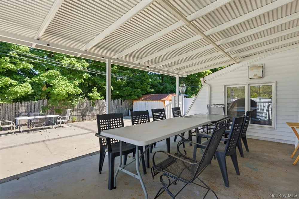 156 Lea Ann Terrace Wantagh, NY 11793