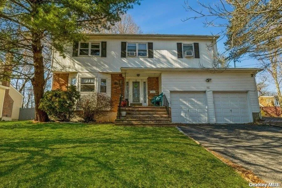 93 Beacon Hill Road Port Washington, NY 11050