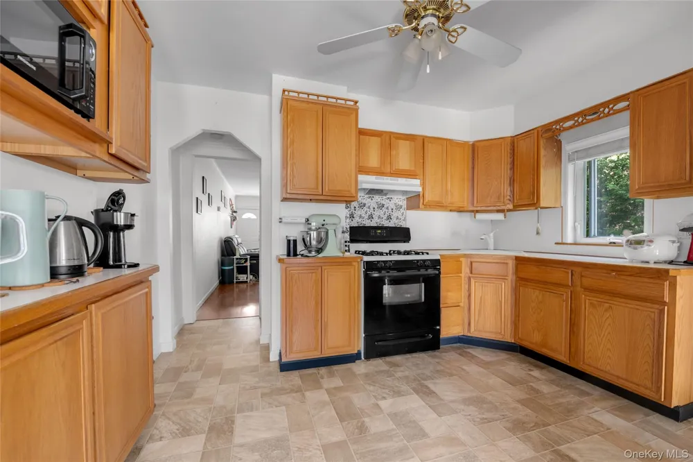 7221 66th Drive Middle Village, NY 11379
