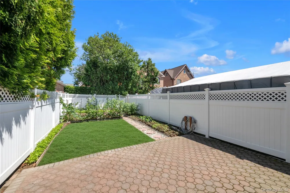 7221 66th Drive Middle Village, NY 11379