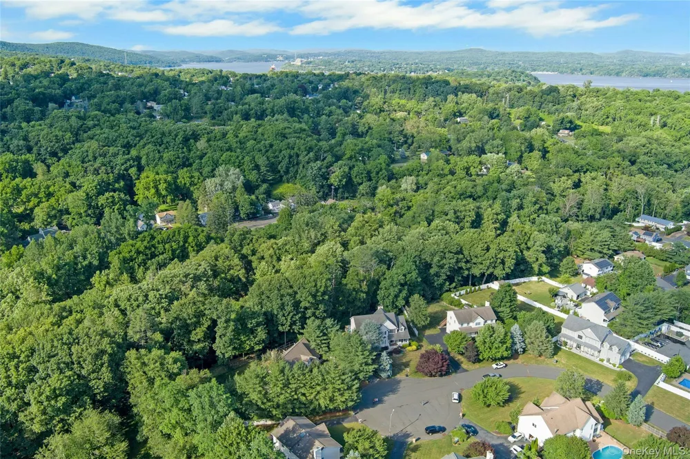 6 Anton Court Stony Point, NY 10980