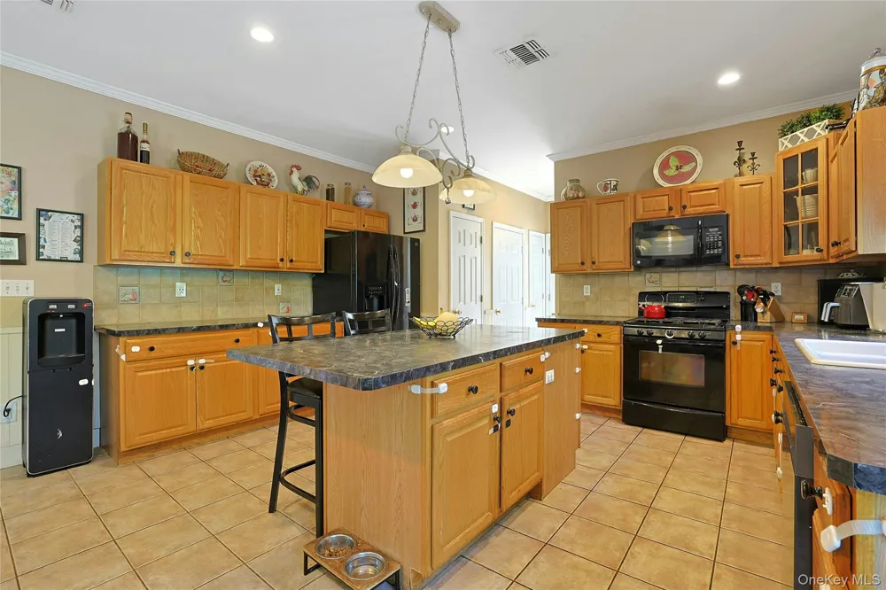 6 Anton Court Stony Point, NY 10980