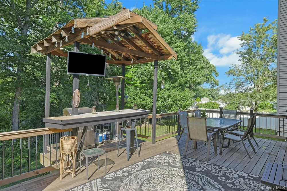 6 Anton Court Stony Point, NY 10980
