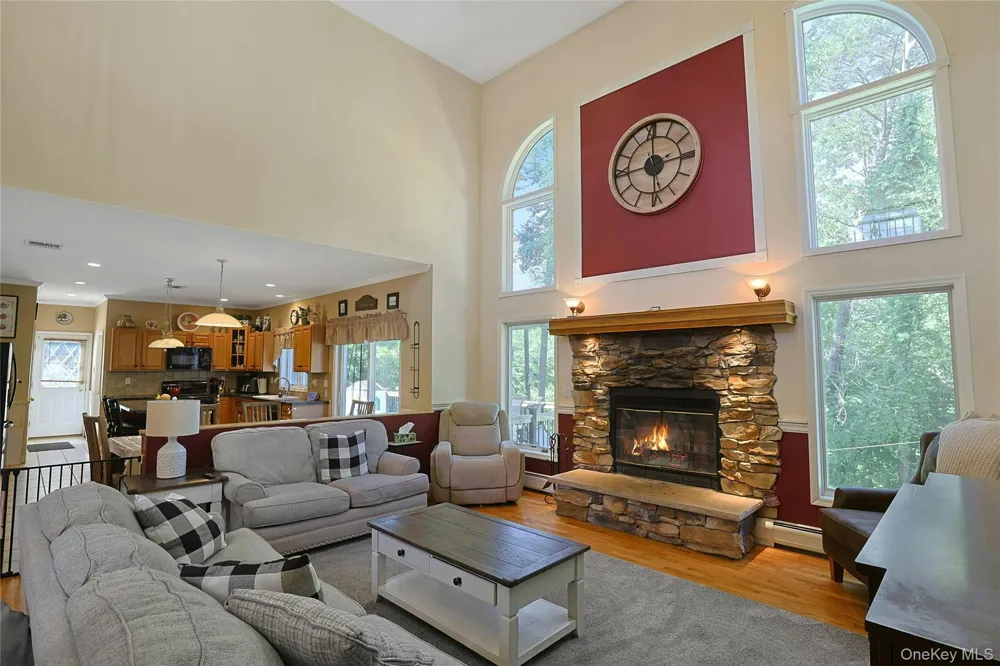 6 Anton Court Stony Point, NY 10980