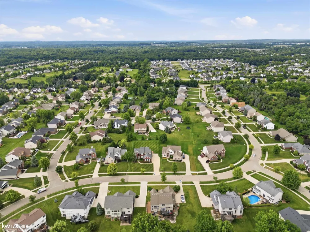 25346 Stanley Lane Lyon Charter Township, MI 48178