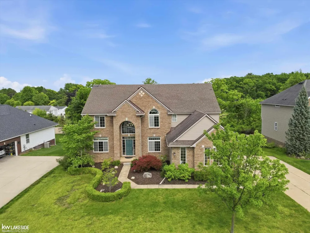 25346 Stanley Lane Lyon Charter Township, MI 48178