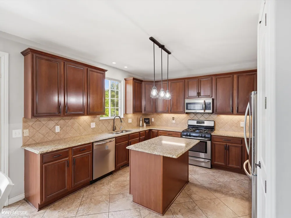 25346 Stanley Lane Lyon Charter Township, MI 48178