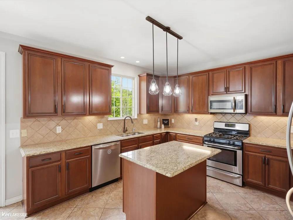 25346 Stanley Lane Lyon Charter Township, MI 48178