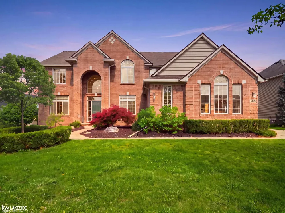 25346 Stanley Lane Lyon Charter Township, MI 48178