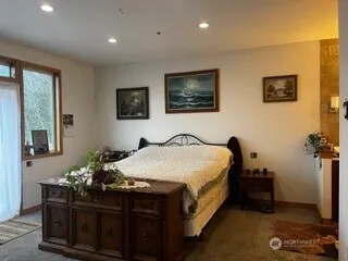 48219 284th Avenue SE Enumclaw, WA 98022